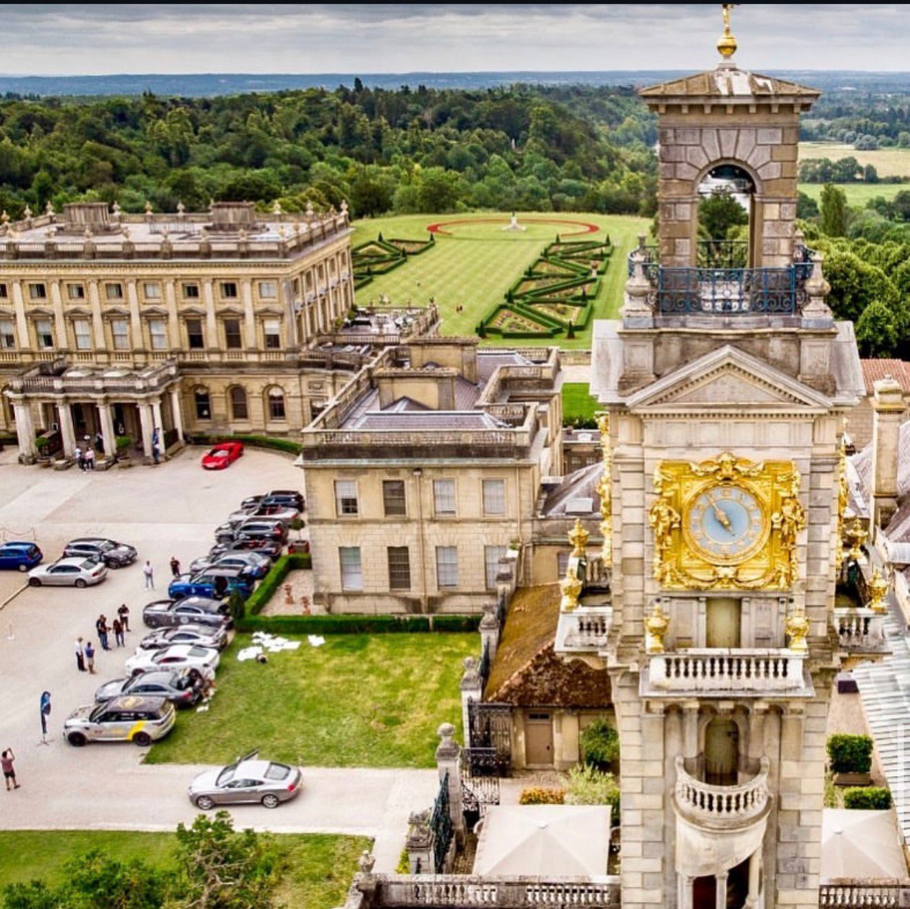 Aerial view of the HODL Rally start line at Cliveden House